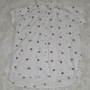 Jane and Delancey Rainbow Heart Short Sleeve. Size L